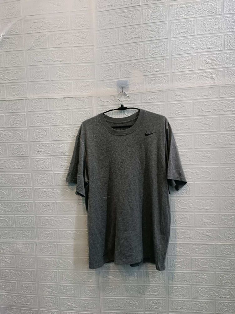 🇬🇧 Nike Imported Tshirt