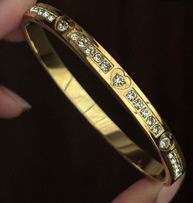 Gold Tone &amp; Crystal Bangle Anti-tarnish Kada