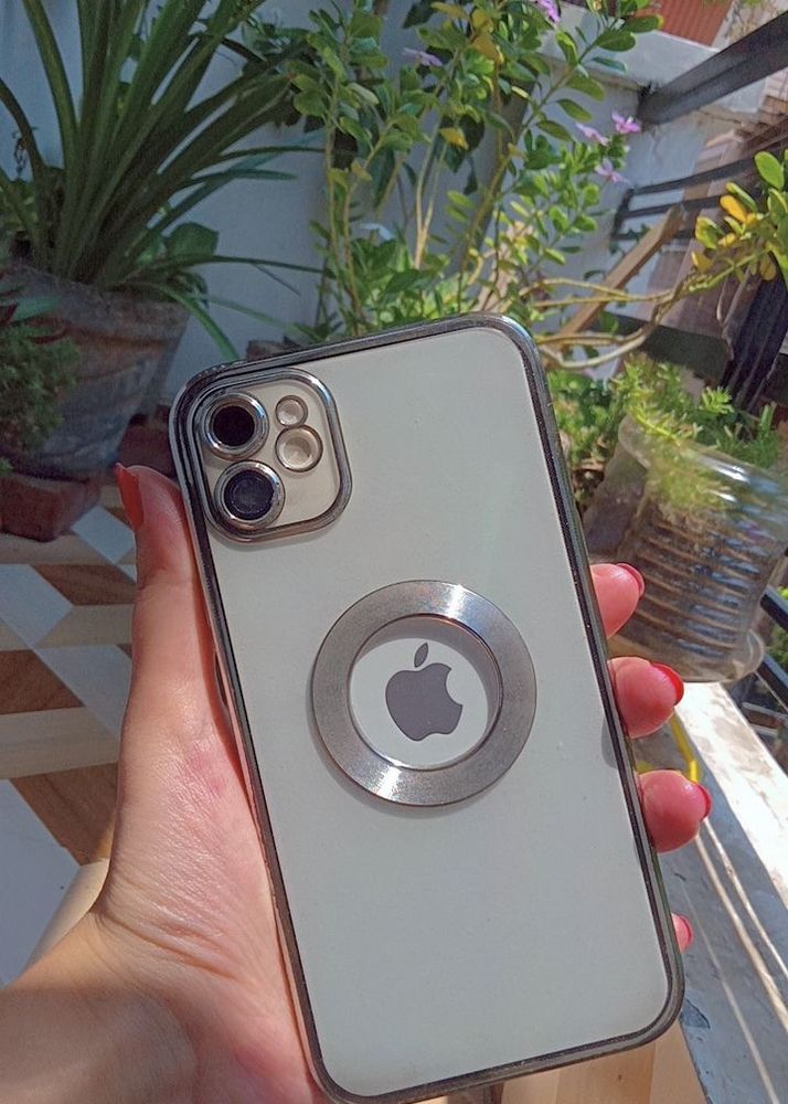 Iphone xr Modified To Iphone 11 With 3 Phone Cases 💝