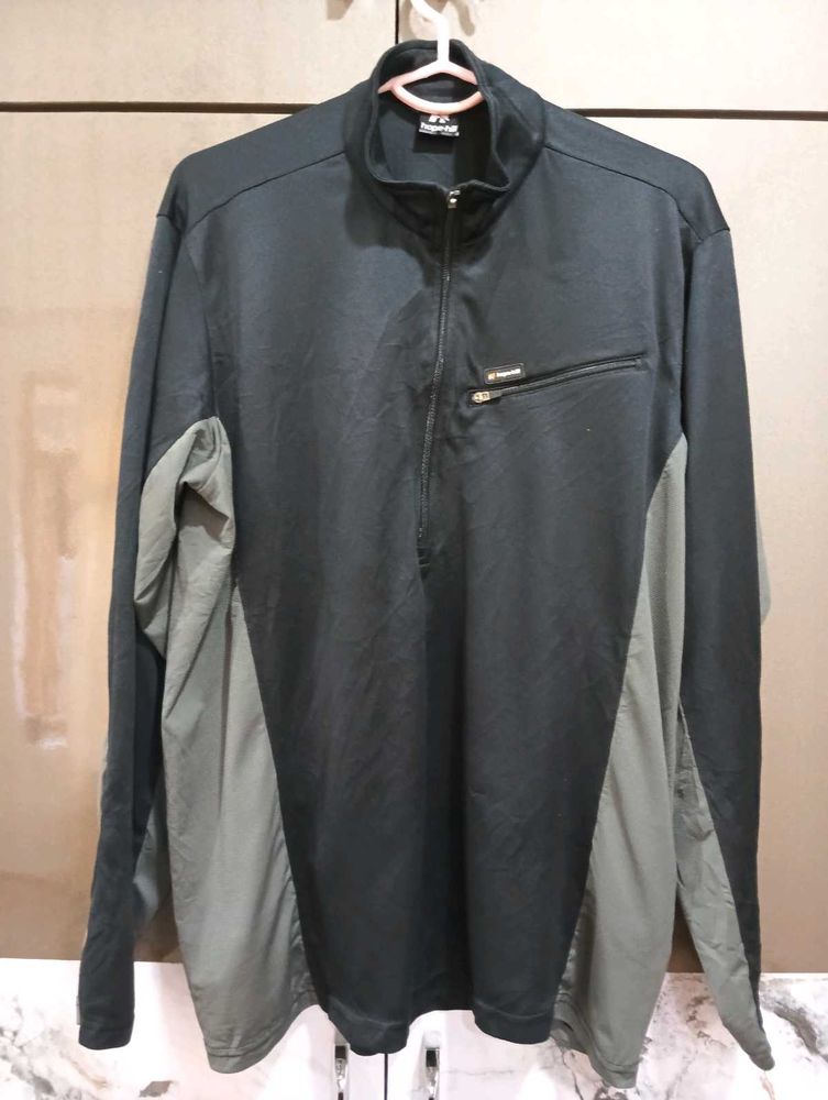 Hope Hill men’s zip front Tshirt