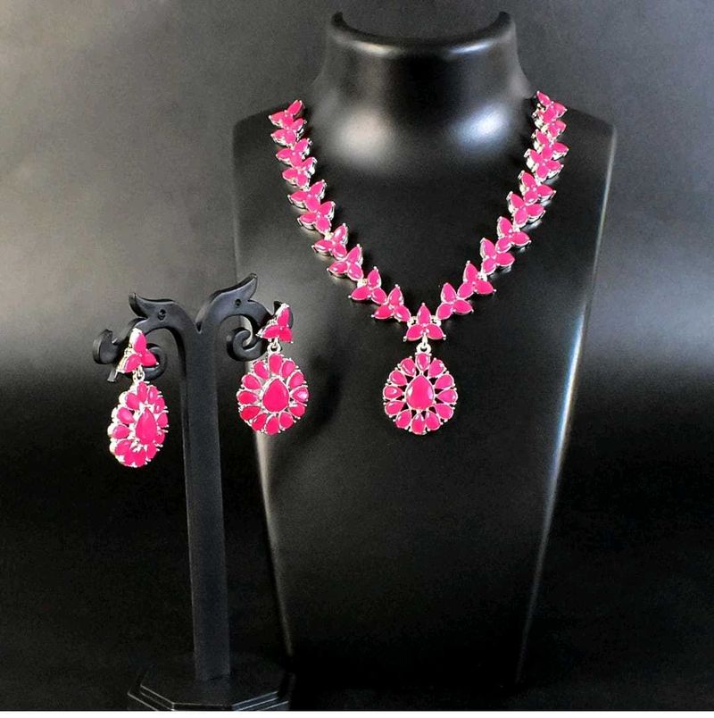 Gorgeous Pink Jewelry Set