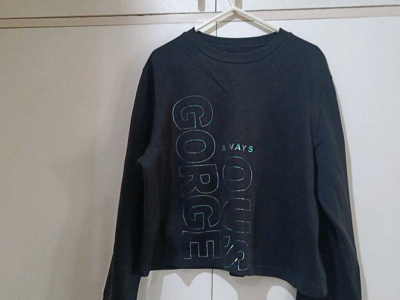 Stylish Graphic Print Top