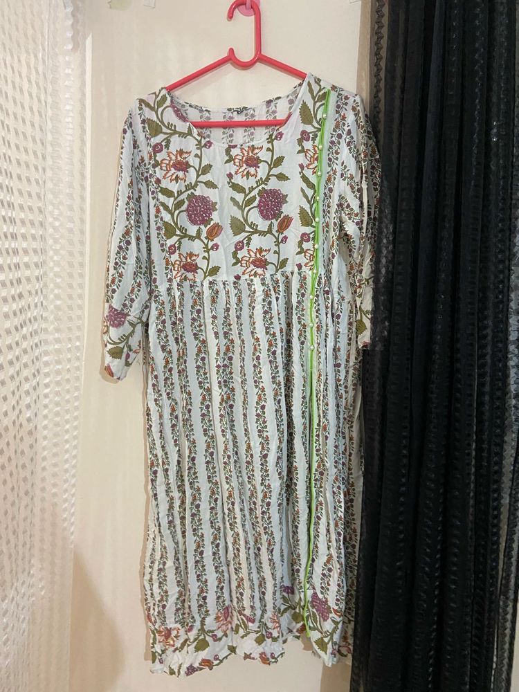 Floral Pearl Beaded Kurta