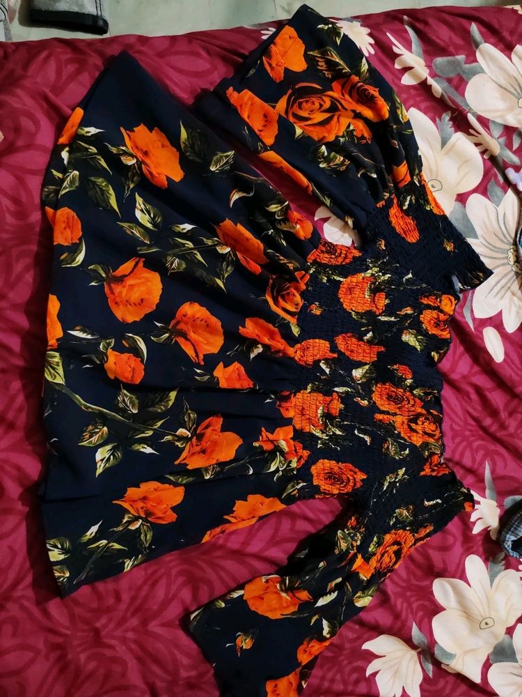 Tube Top Whith Puff Sleeves