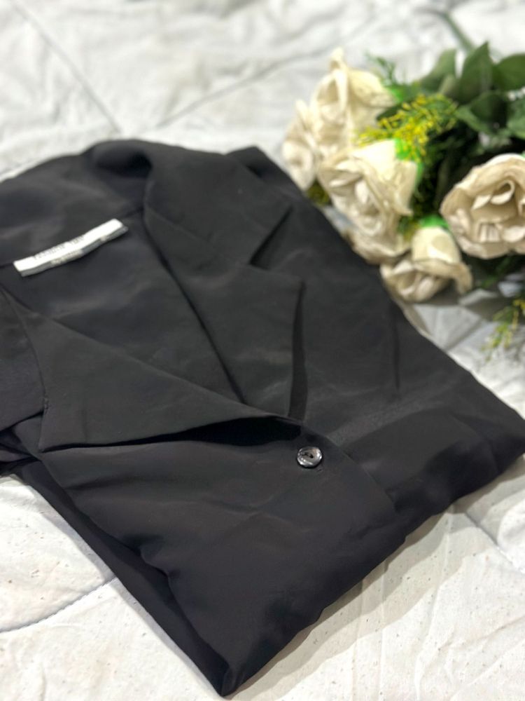 offer only 1 day shirt for girls &amp; women