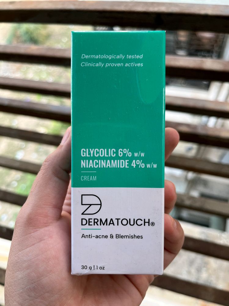 DERMATOUCH Glycolic 6% w/w Niacinamide 4% Cream