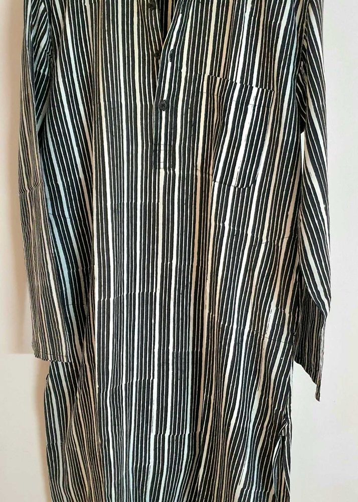 Striped Black &amp; White Kurta