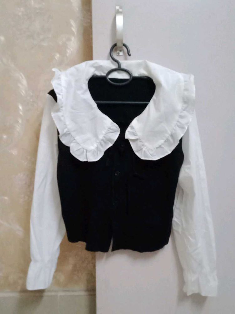 Stylish Black &amp; White Top