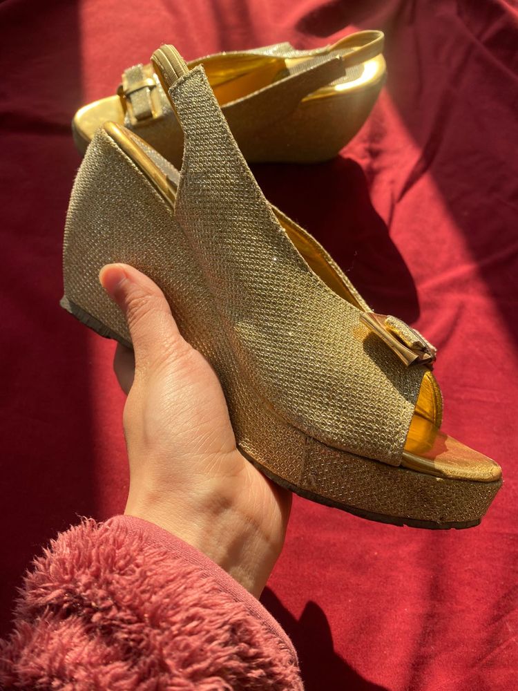 Beautiful, Shimmer, Gold Veg Heels