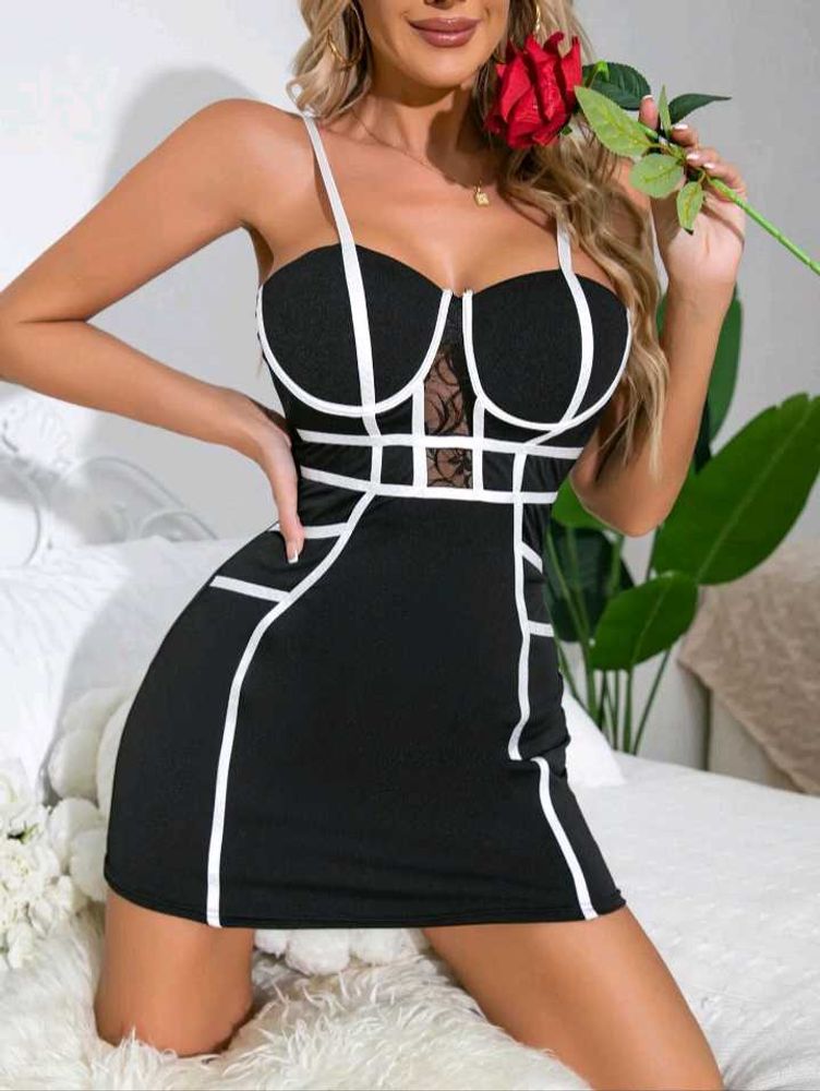URBANIC BLACK AND WHITE BODYCON DRESS 🖤🤍