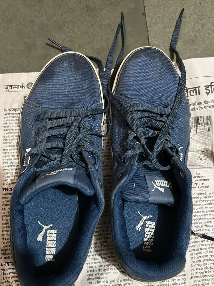 Puma Sneakers