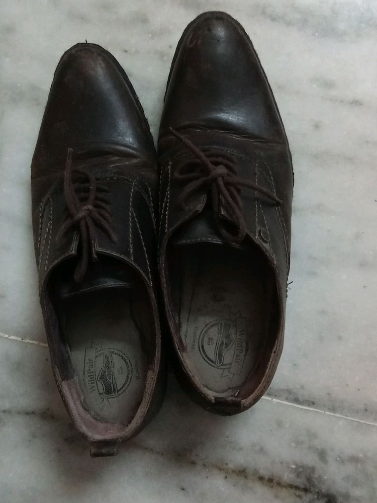 100% Leather Shoes
