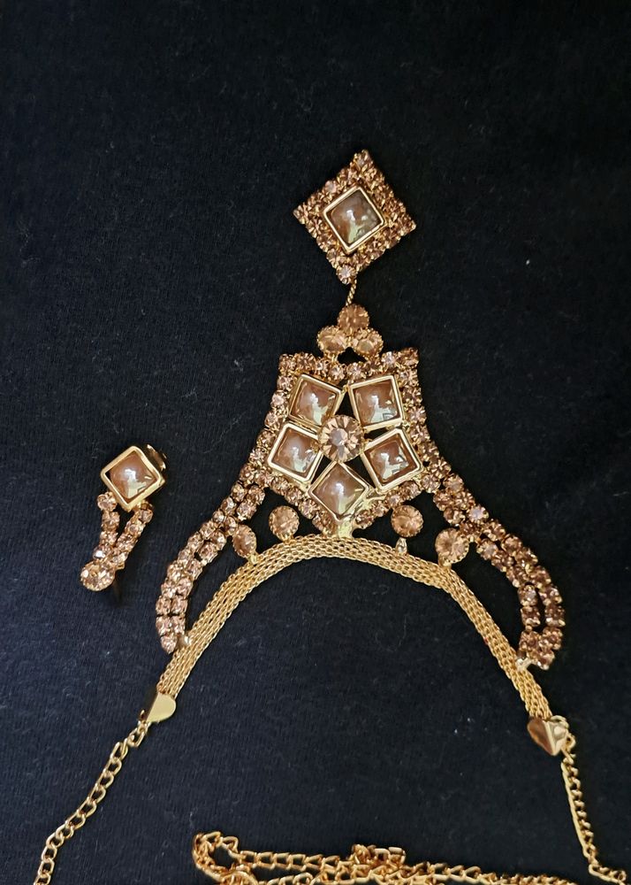 Artificial Golden Necklaces..☆☆☆