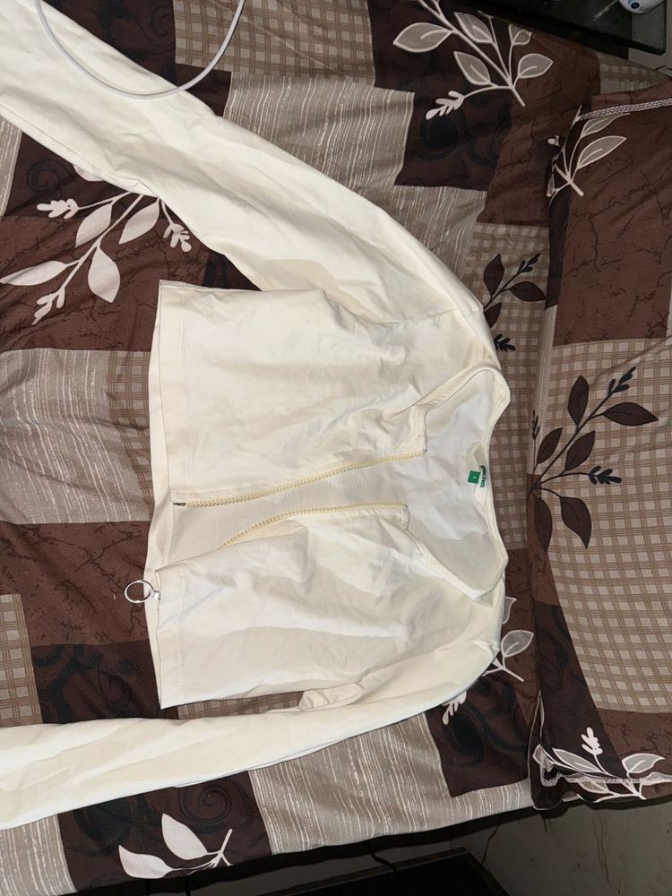 Stylish White Cropped Jacket