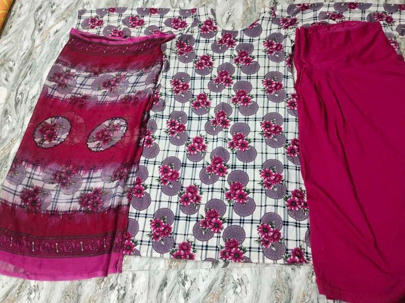 Floral Kurta Set &amp; Dupatta
