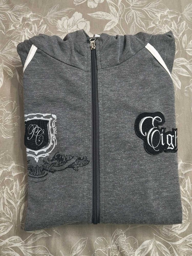 Gray Graphic Print Hoodie