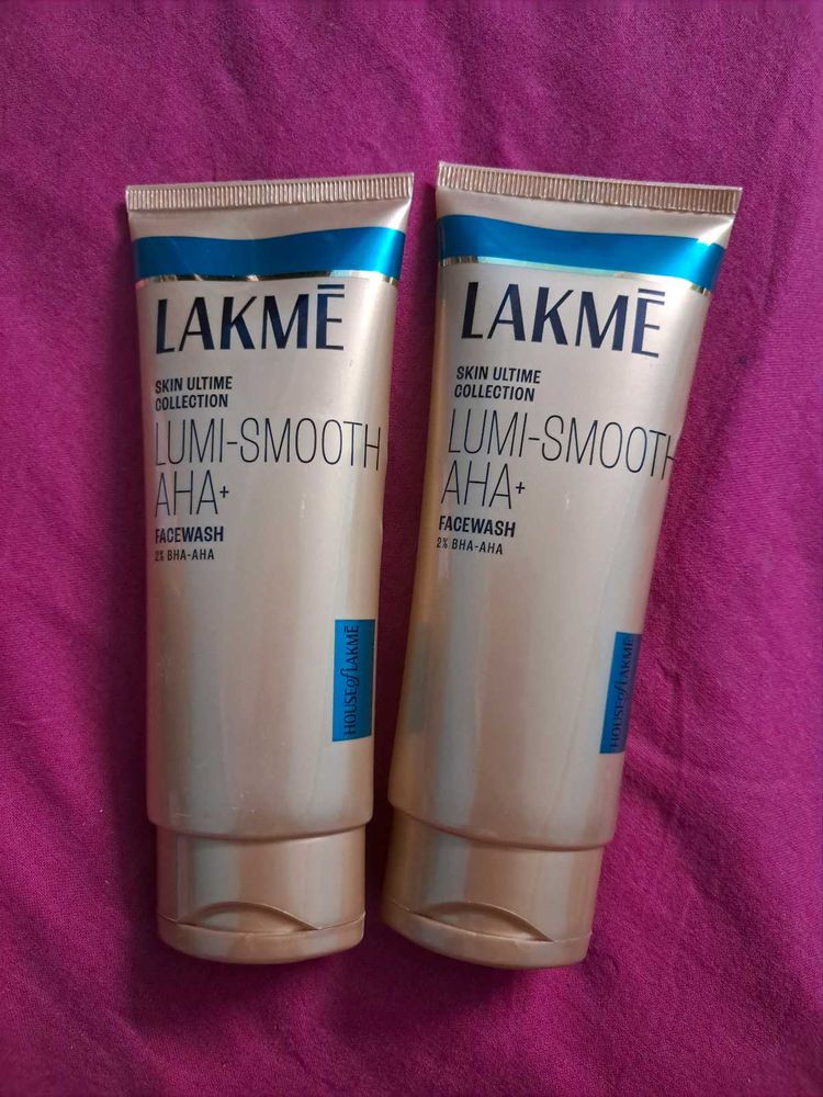 2 Lakme Lumi-Smooth AHA Facewash