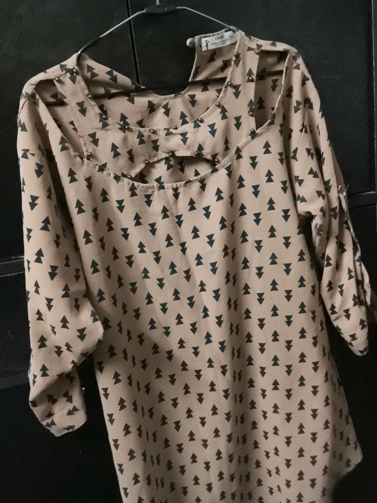 Cute Triangle Print Top