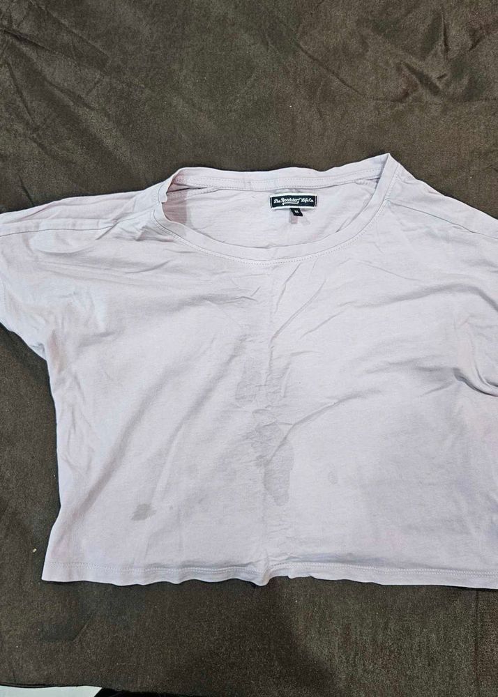 Casual lavender T-shirt