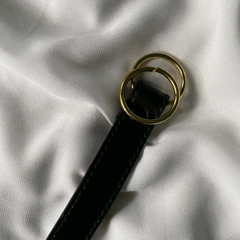 Black And Blue Two Woman Fashionable Belt
