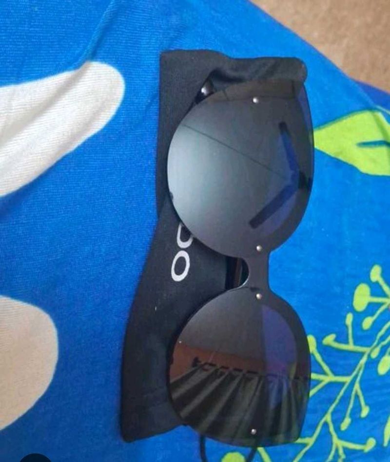 Beautiful Oversized Shades