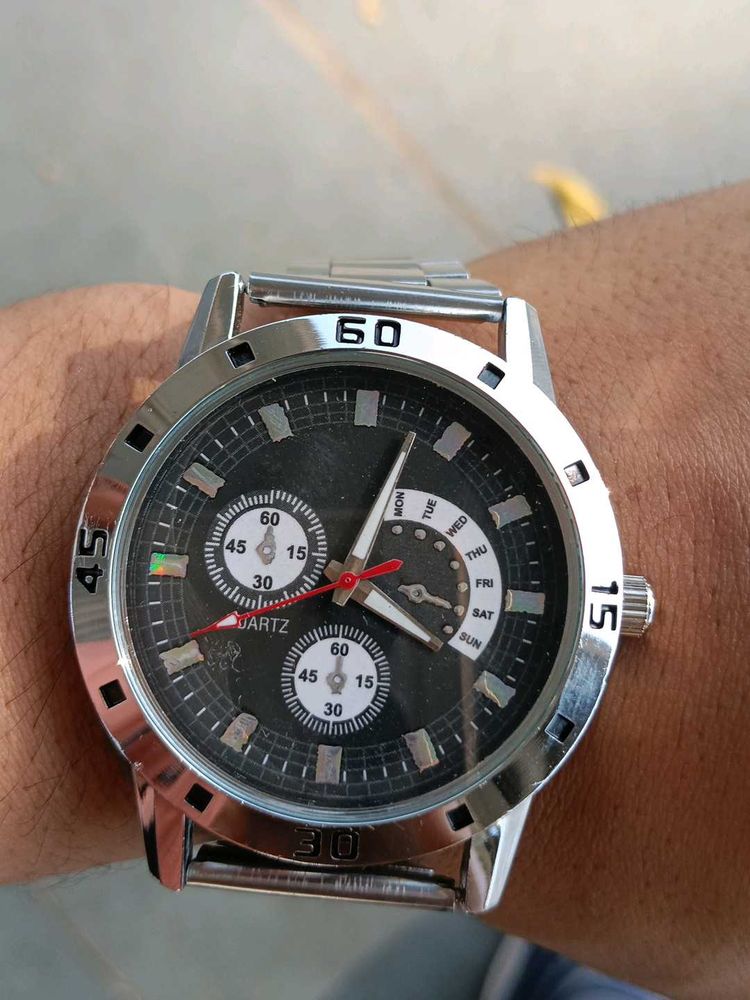 Stylish Silver Quartz Watch