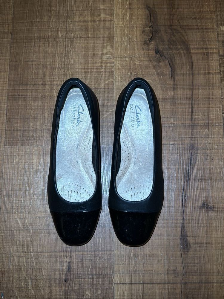 Clarks Pumps