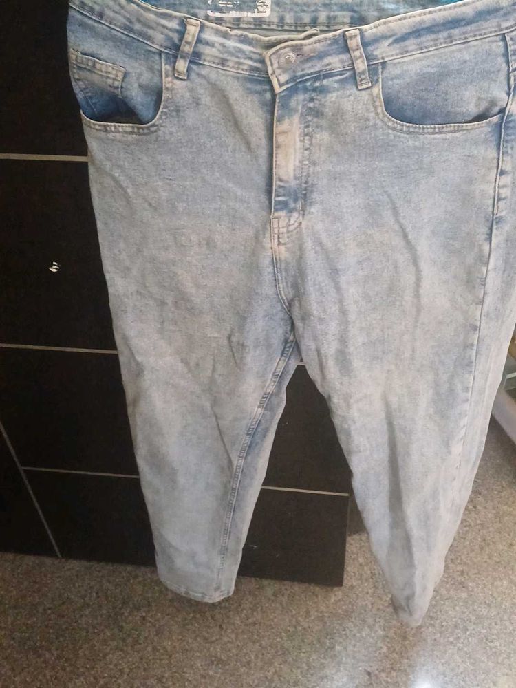 Light Wash Denim Jeans