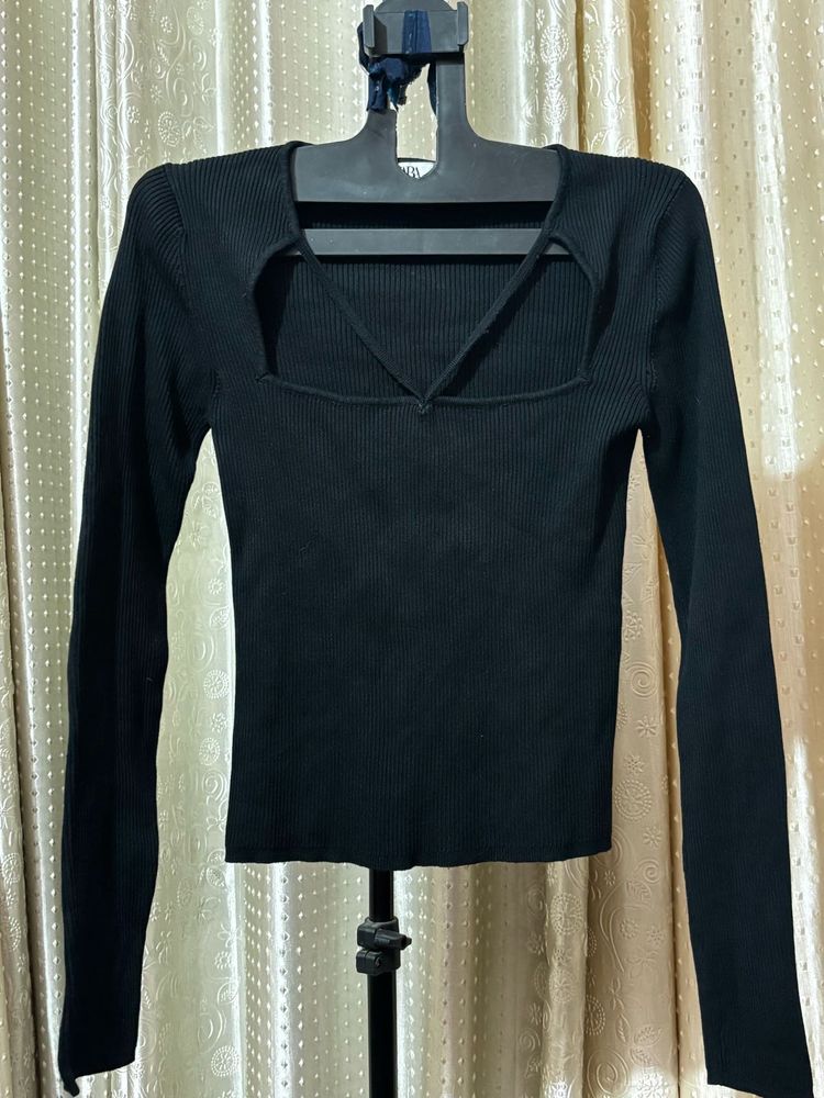 Black Long Sleeve Top