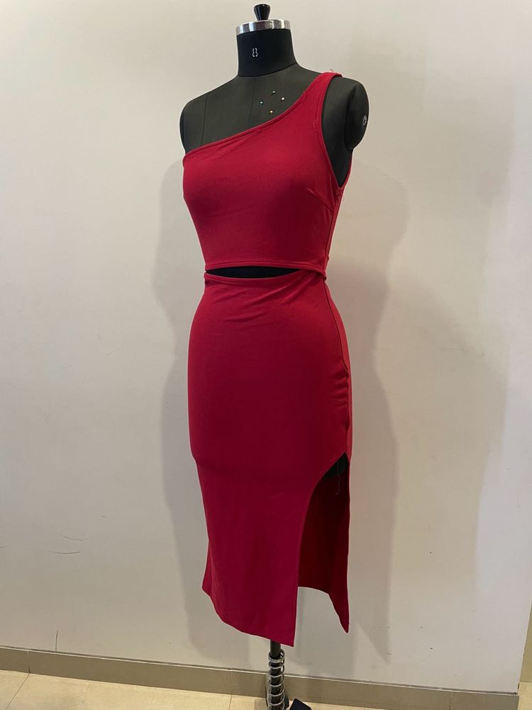 Red one shoulder slit dress