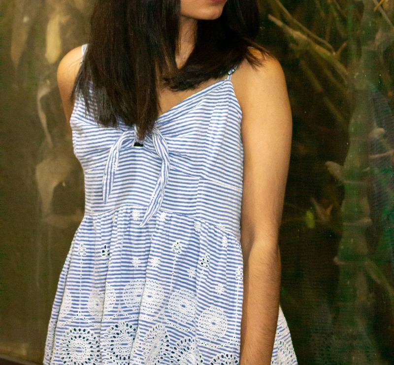 sleeveless cotton cute top