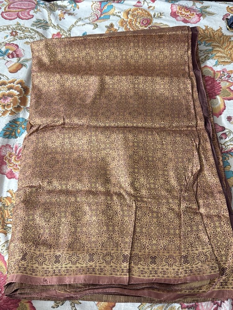 Complete Banarasi Pattern Saree