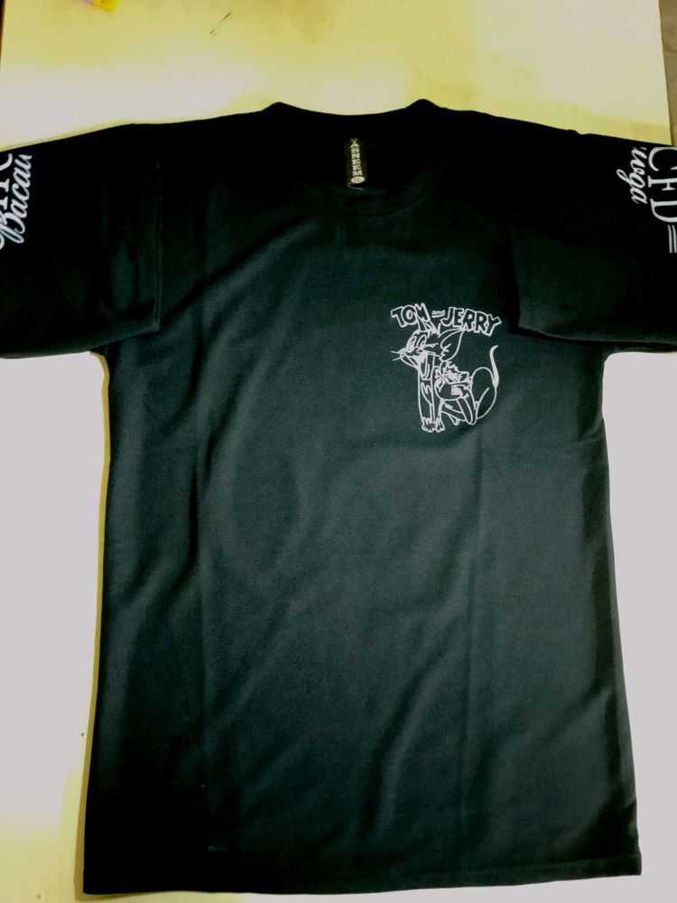 Tom &amp; Jerry Graphic Tee