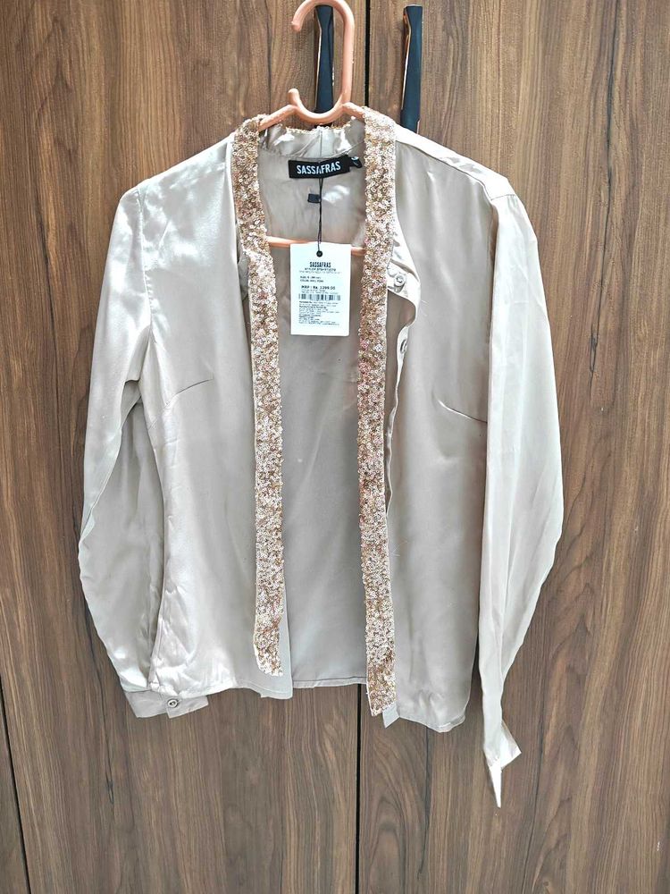 Elegant Sassafras Top