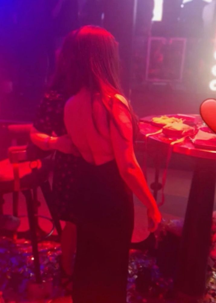 Elegant Black Maxi Dress