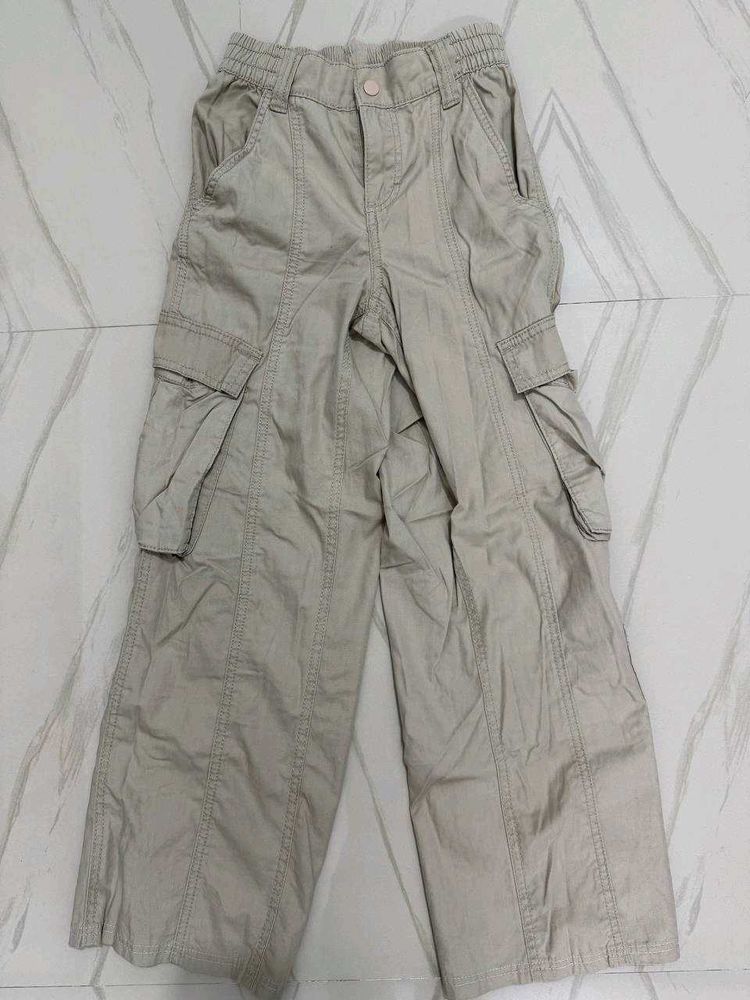 H&amp;M Cargo Pant😎