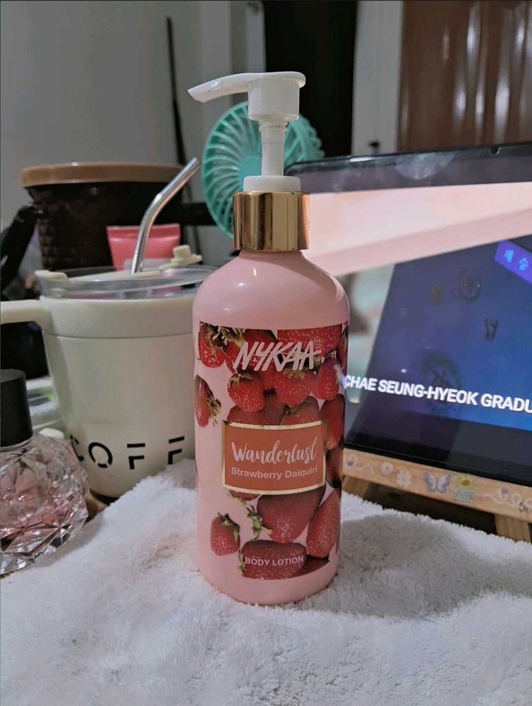 Nykaa, Wanderlust Body Lotion🍓