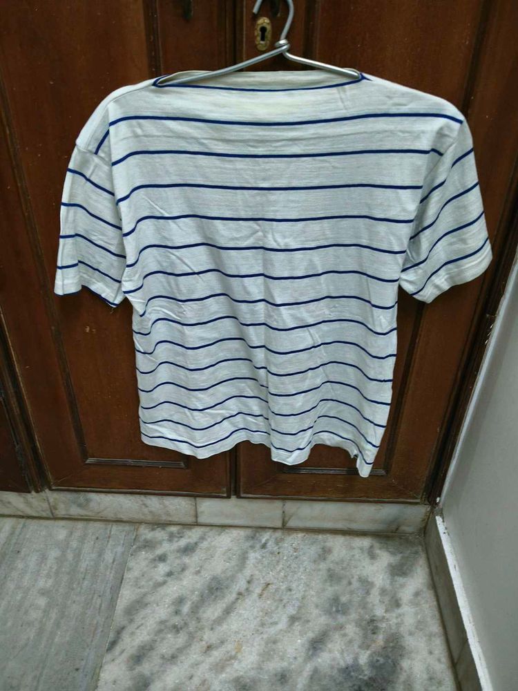 Blue striped t-shirt
