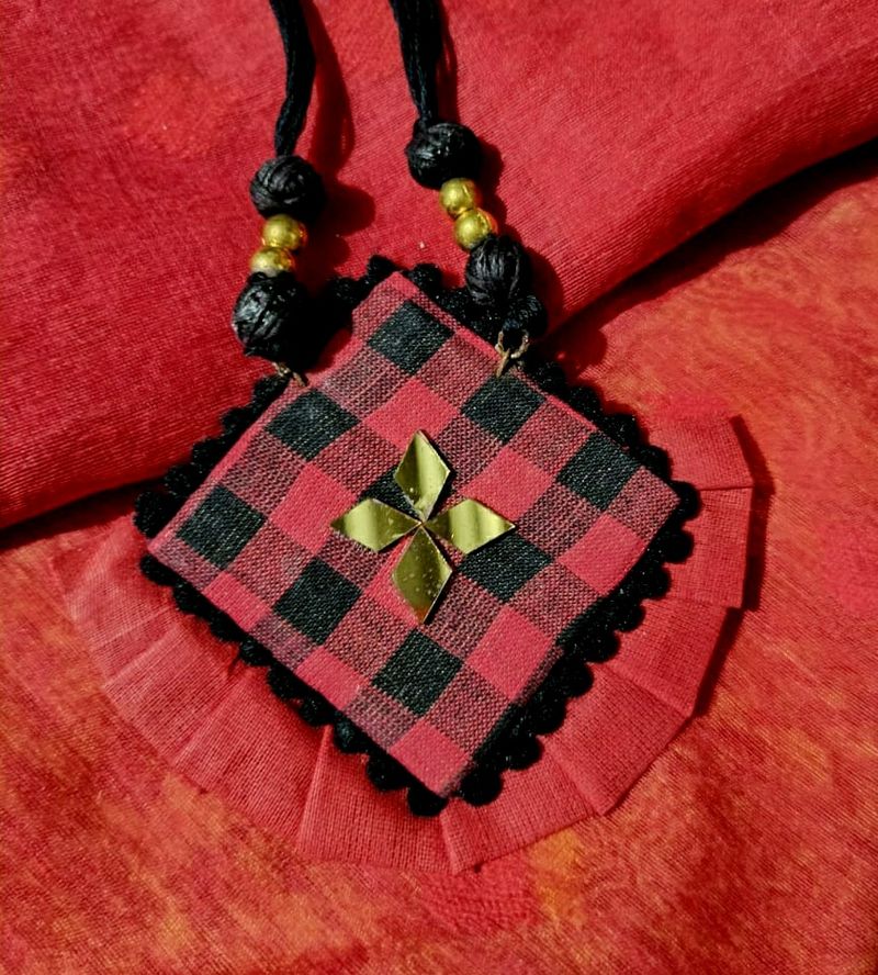 Handmade Fabric Necklace Set New without Tag