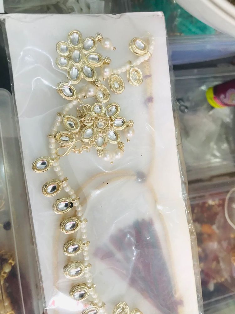 Kundan Headpiece