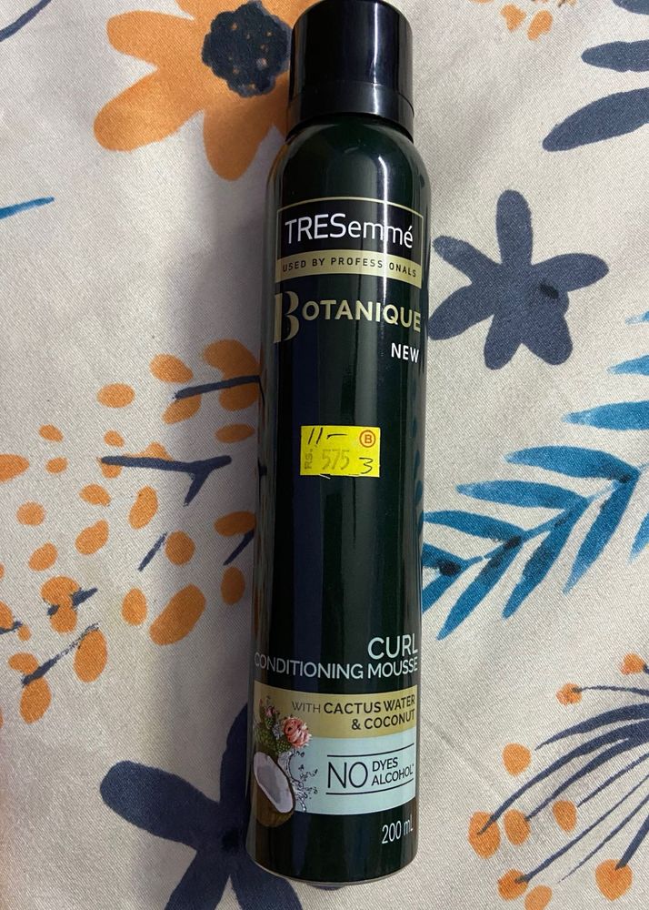 Combo- Tresemme Mousse &amp; Schwarzkopf Hair Spray