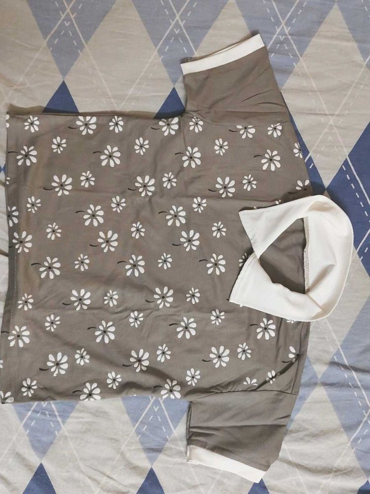 Floral Print Collared Top