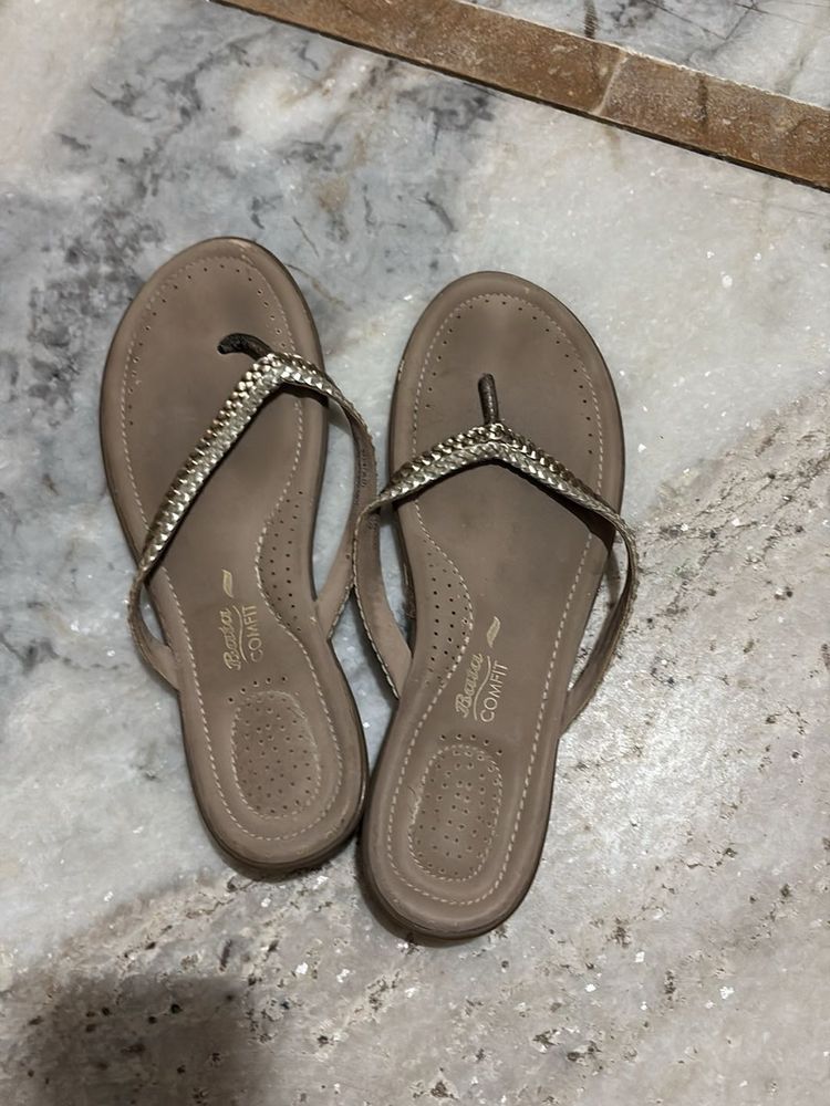 Elegant Beige Flats