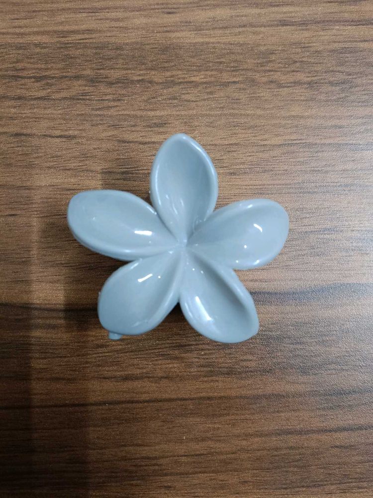 Flower Hair Clip Pack Of 1