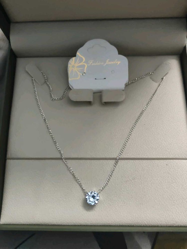 AD Stone Chain