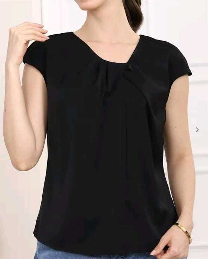 Chic Black Sleeveless Top