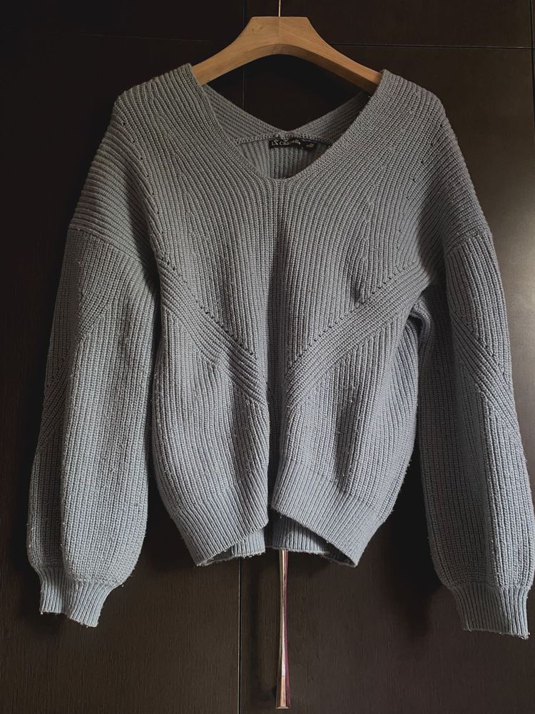 🩶 Chunky Knit Ribbed Sweater (Soft Blue)