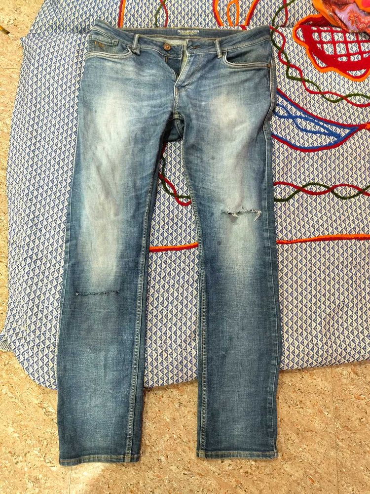 Flying Machine Jeans Distressed Look In Perfect Co