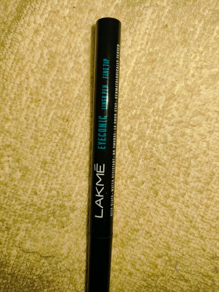 Lakme Eyeconic Pen Eyeliner