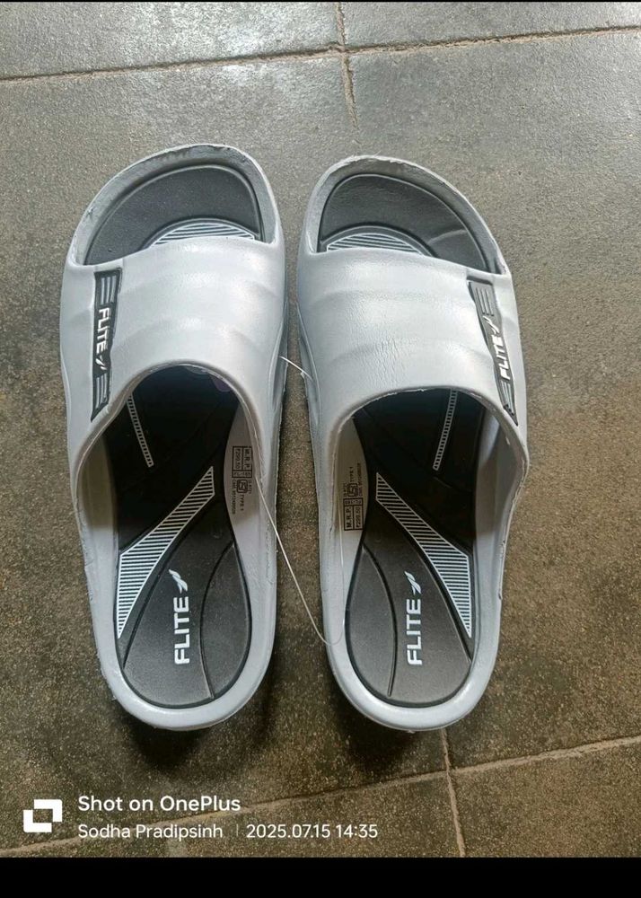 Flite Slides - Size 7